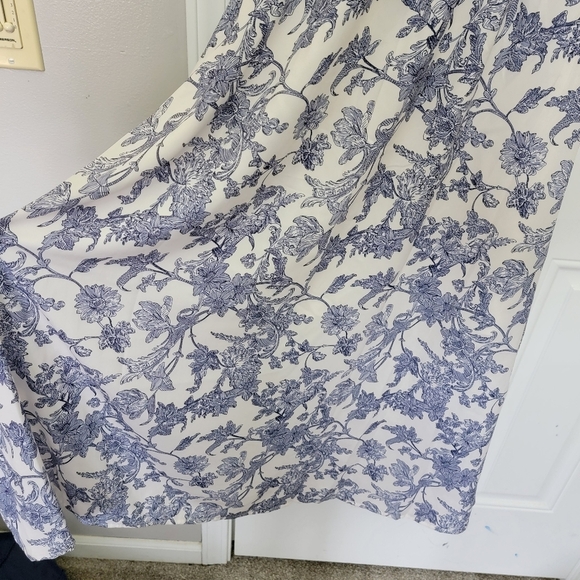 NWT Dazy Blue White Floral Contrast Collar Buttons Puff Sleeve Midi Dress Size L - Picture 4 of 11